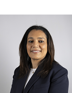 6 - Myriam MANSOURI